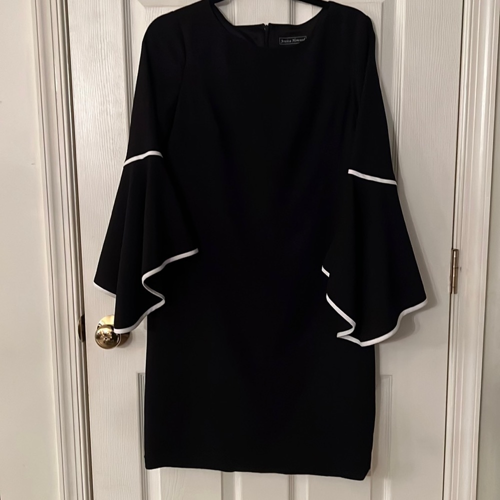 Jessica Howard Black Dress‎ Bell Sleeve Career Cocktail Party Size 8